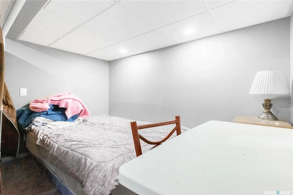 92 Bell Street Regina SK S4S 4B9