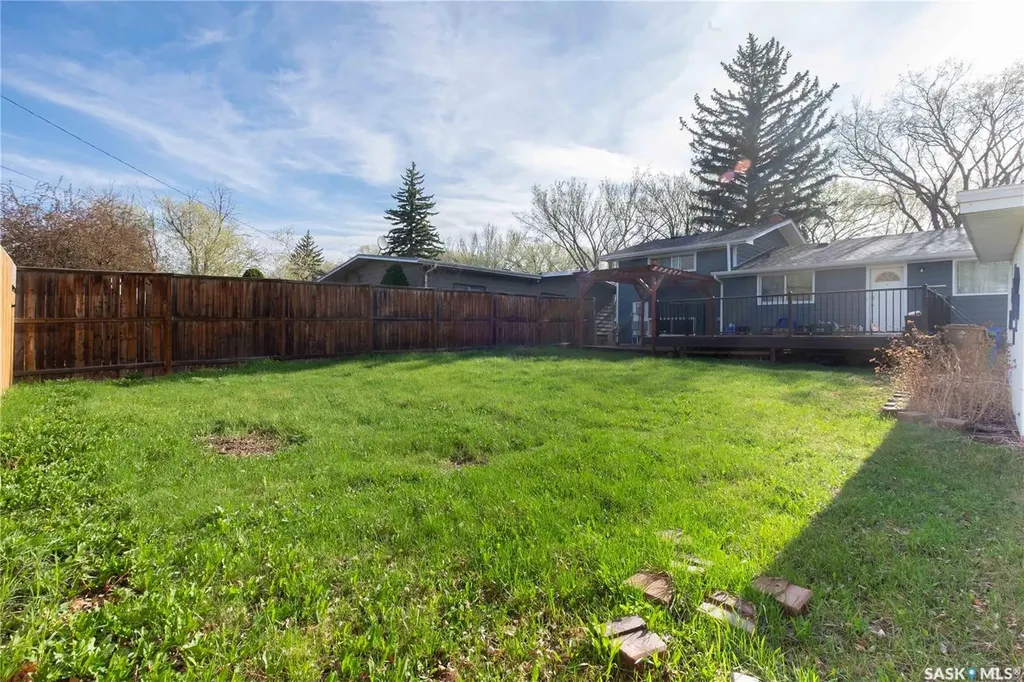92 Bell Street Regina SK S4S 4B9