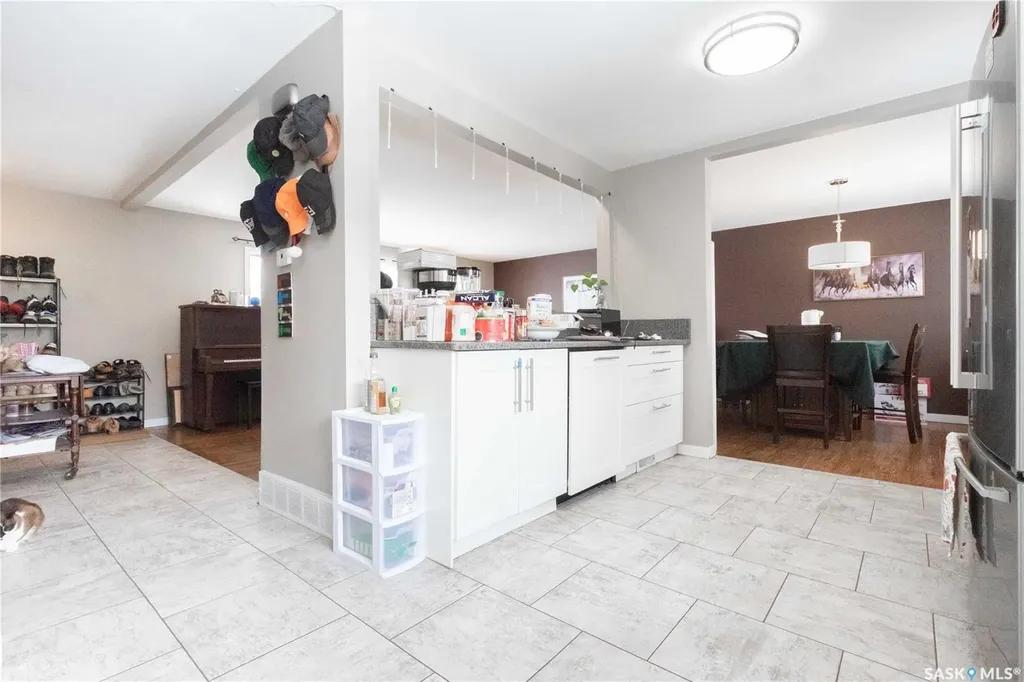 92 Bell Street Regina SK S4S 4B9