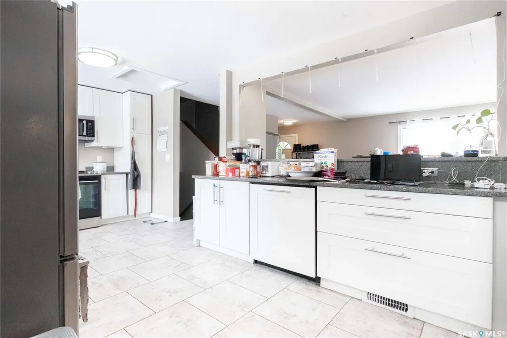 92 Bell Street Regina SK S4S 4B9