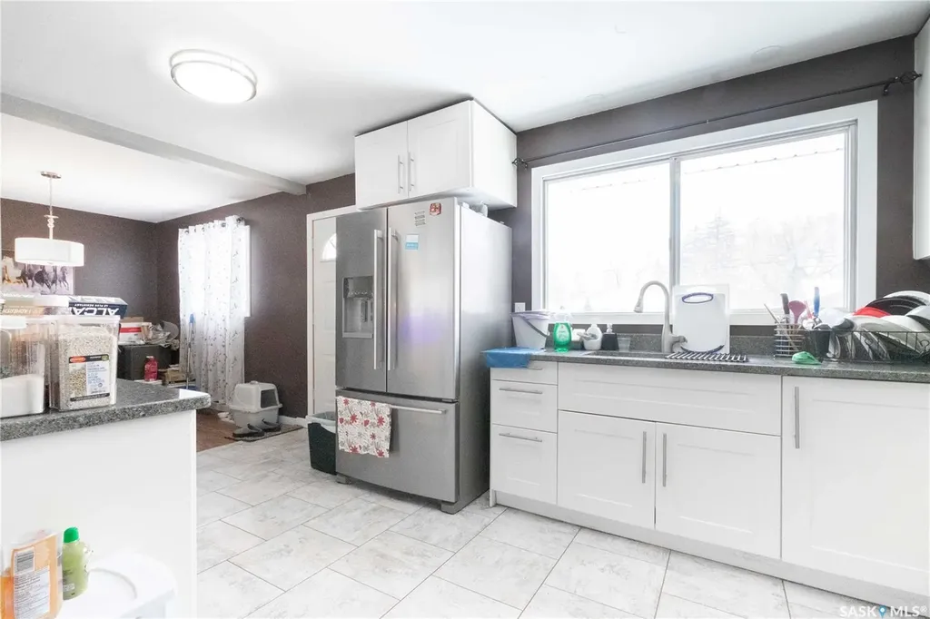 92 Bell Street Regina SK S4S 4B9