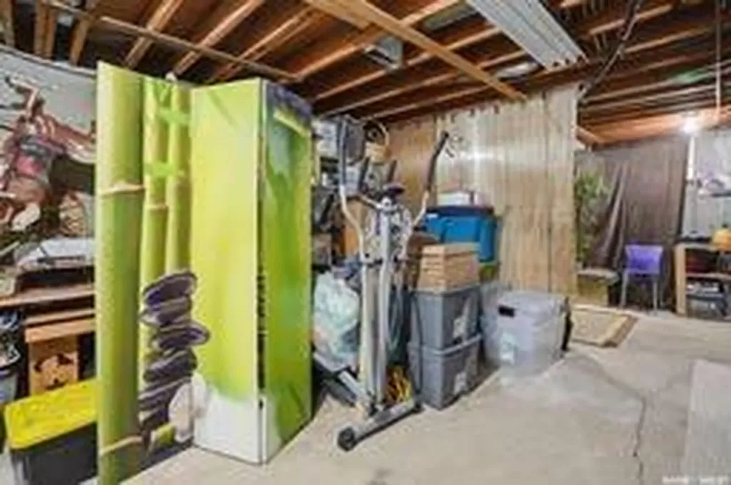 9 Ryan Road Regina SK S4S 6X9