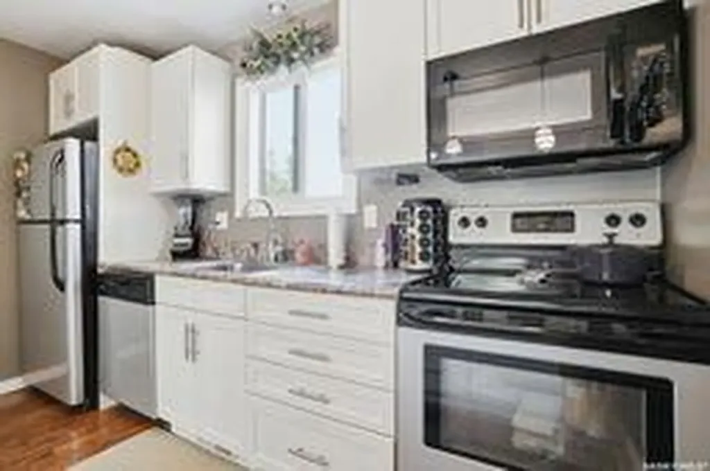 9 Ryan Road Regina SK S4S 6X9