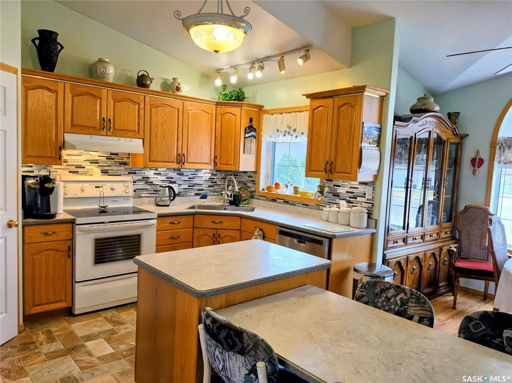 1306 4th Street Humboldt SK S0K 2A0