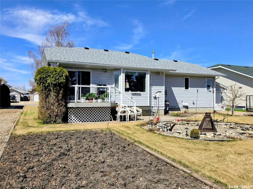 1306 4th Street Humboldt SK S0K 2A0