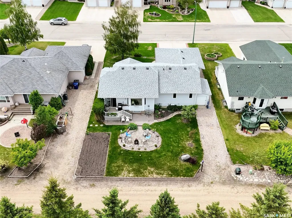 1306 4th Street Humboldt SK S0K 2A0