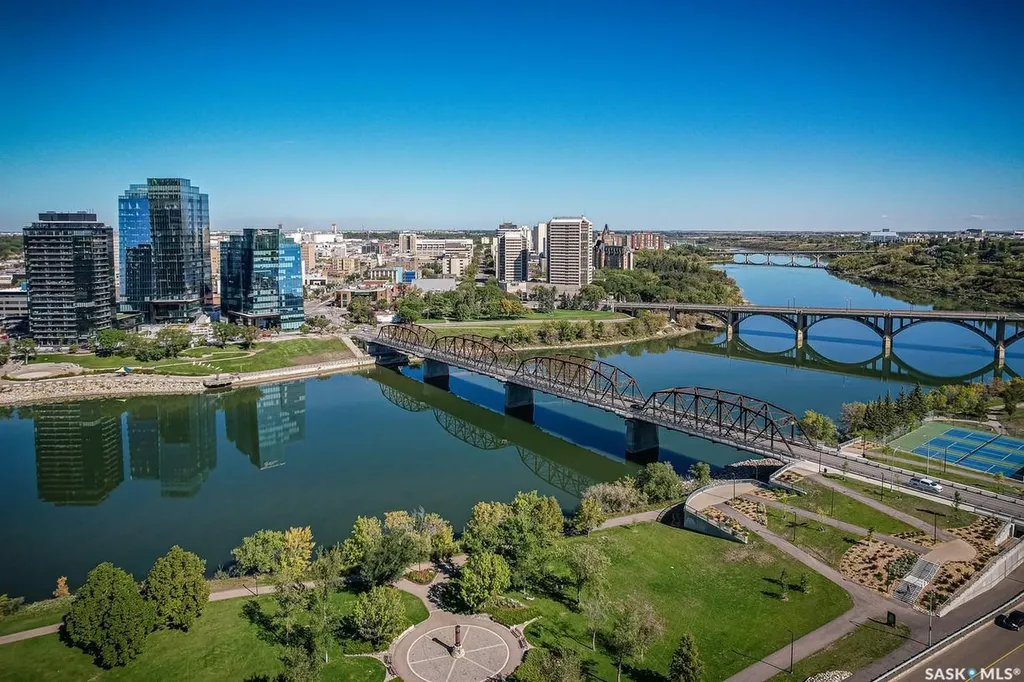 490 2nd Avenue S Saskatoon SK S7K 4B5