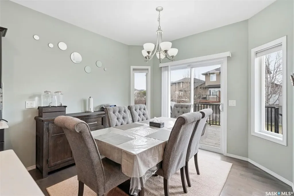 519 Rempel Manor Saskatoon SK S7T 0J3