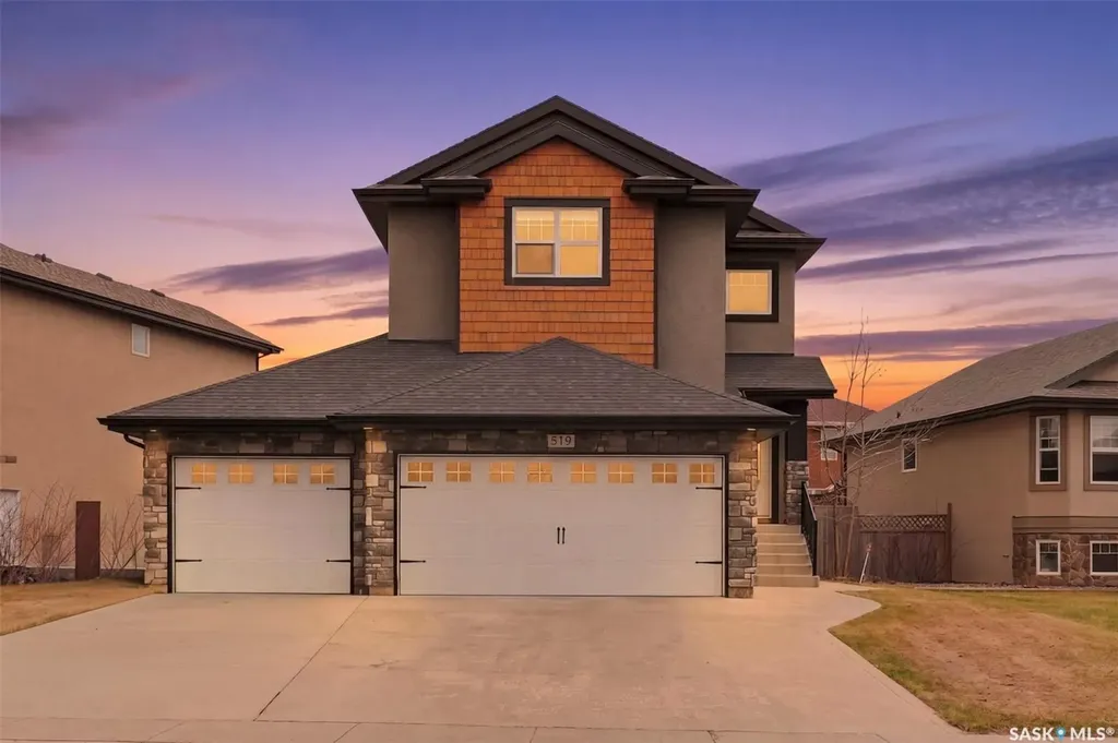 519 Rempel Manor Saskatoon SK S7T 0J3