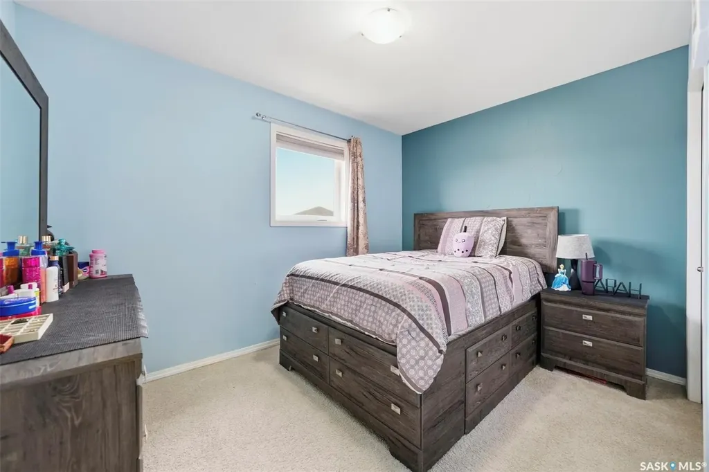 519 Rempel Manor Saskatoon SK S7T 0J3