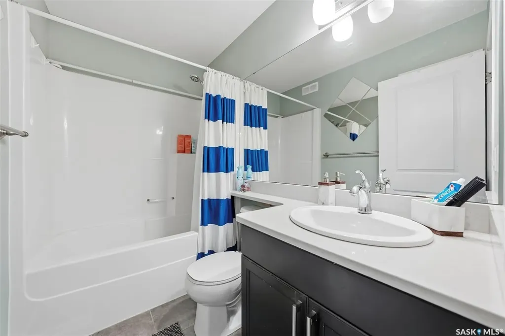 519 Rempel Manor Saskatoon SK S7T 0J3