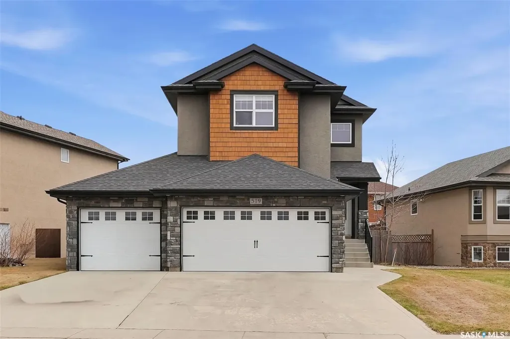 519 Rempel Manor Saskatoon SK S7T 0J3