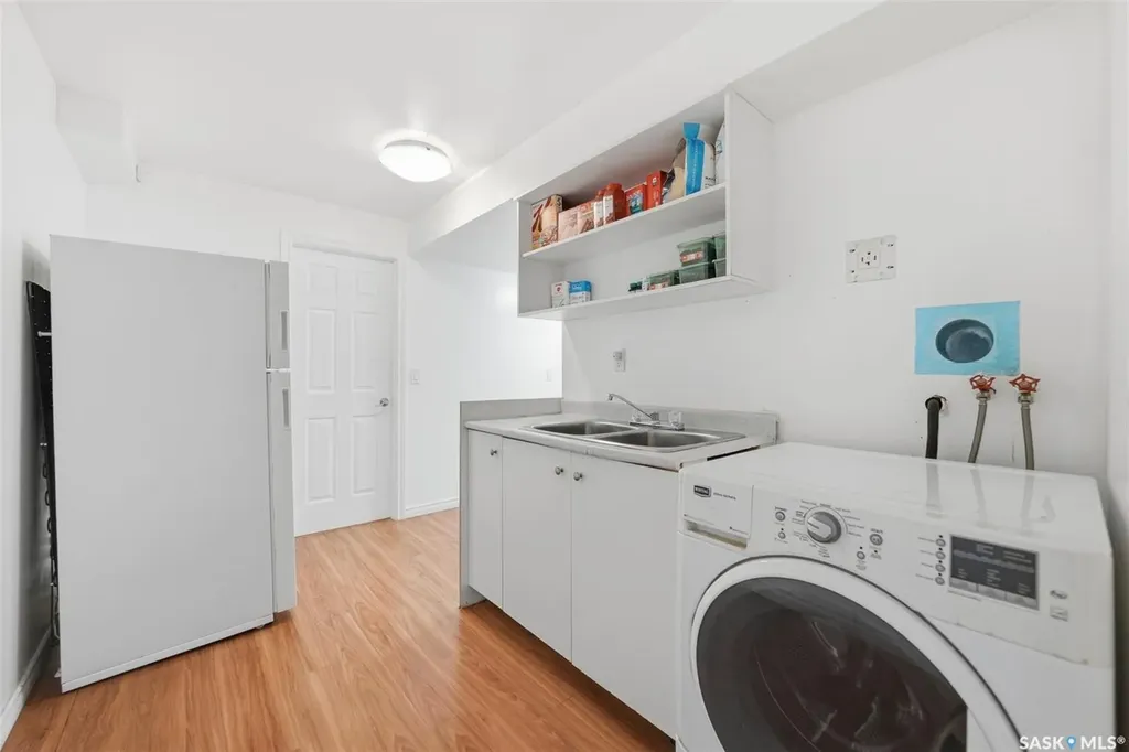 519 Rempel Manor Saskatoon SK S7T 0J3