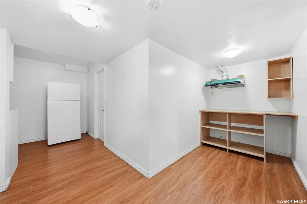 519 Rempel Manor Saskatoon SK S7T 0J3