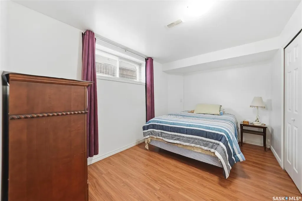 519 Rempel Manor Saskatoon SK S7T 0J3