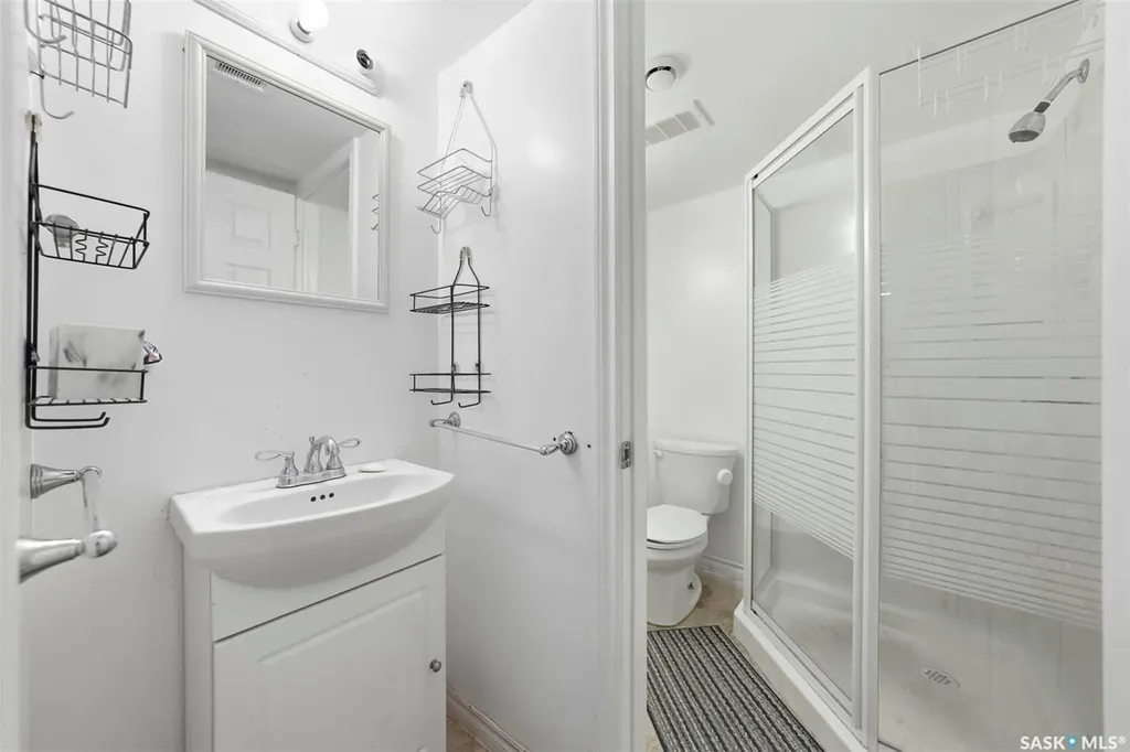 519 Rempel Manor Saskatoon SK S7T 0J3
