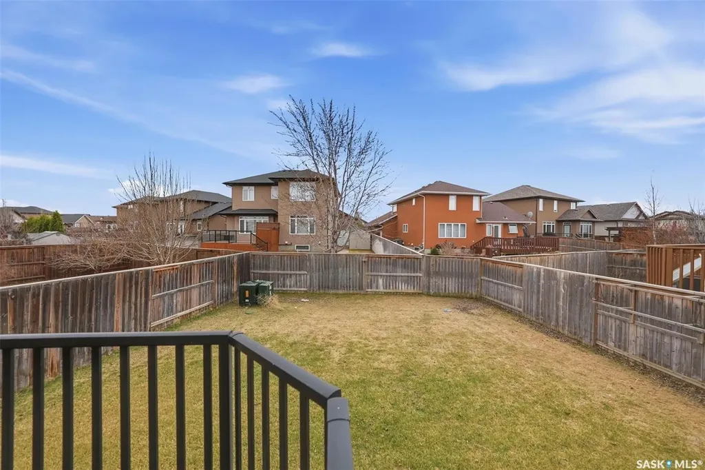 519 Rempel Manor Saskatoon SK S7T 0J3