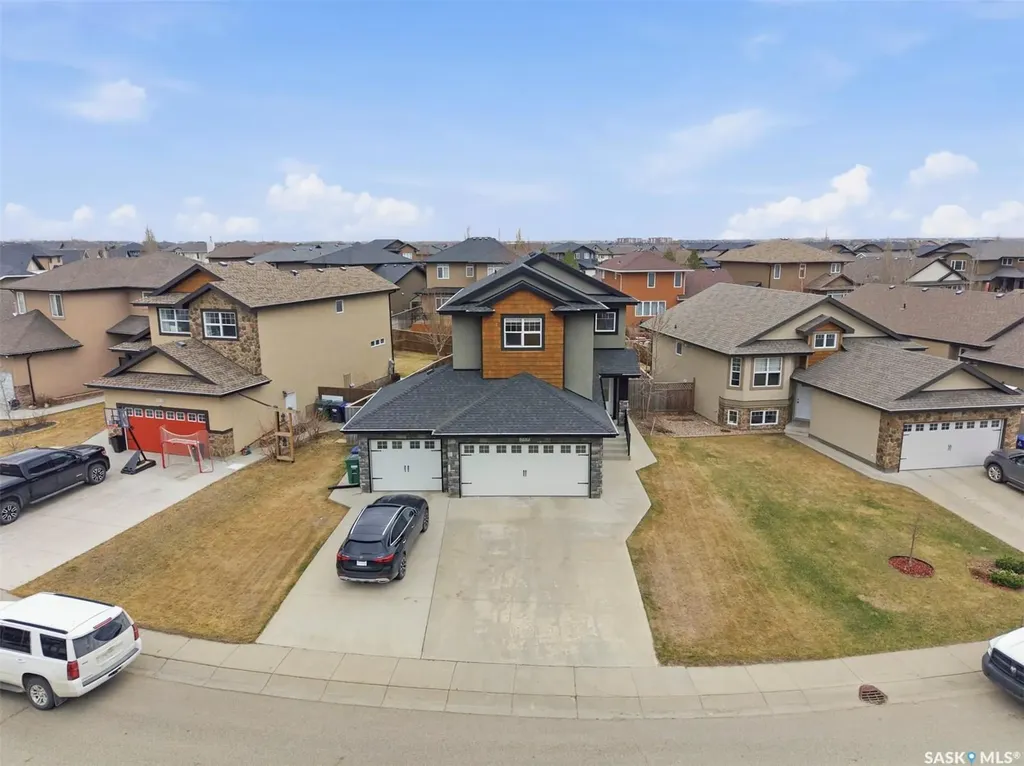 519 Rempel Manor Saskatoon SK S7T 0J3