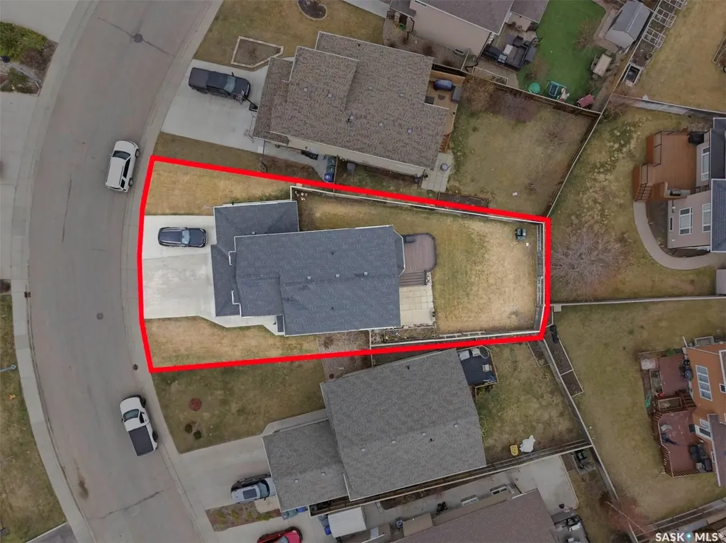 519 Rempel Manor Saskatoon SK S7T 0J3
