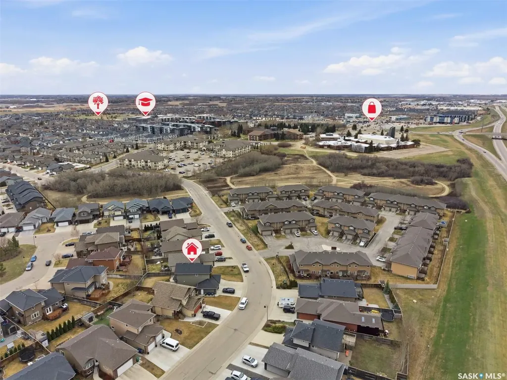 519 Rempel Manor Saskatoon SK S7T 0J3