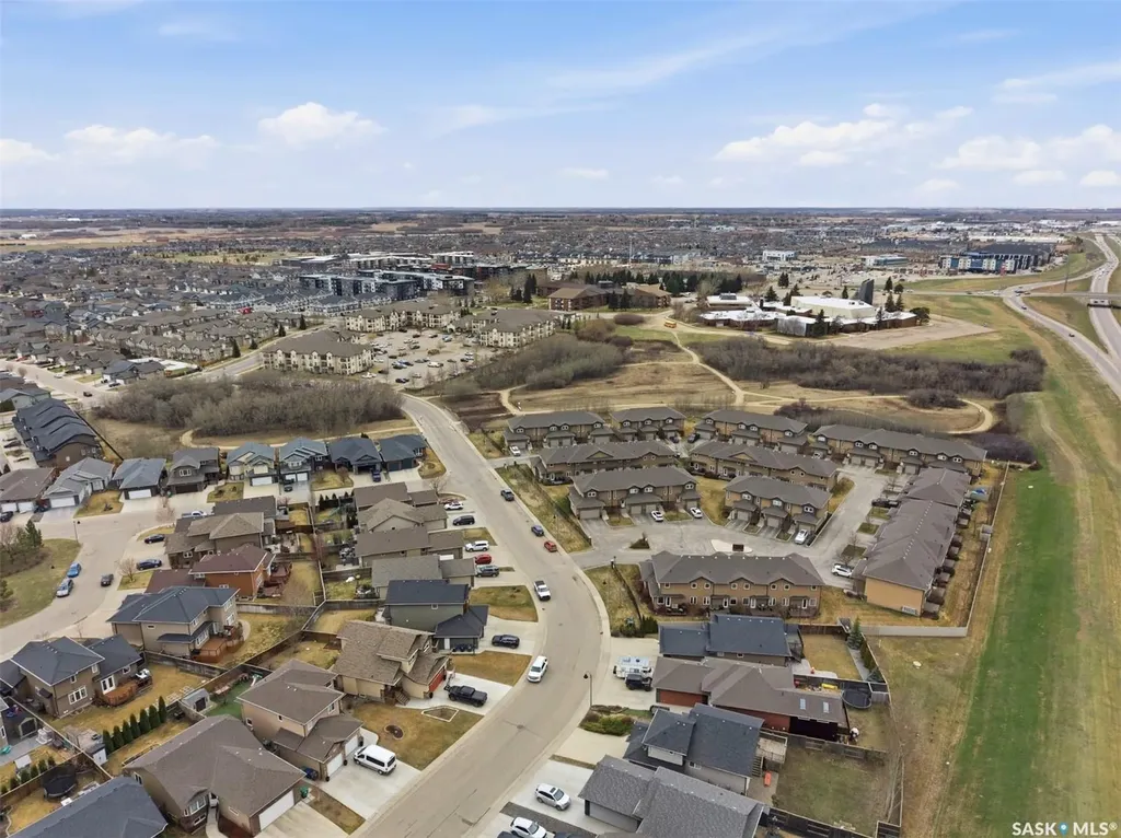 519 Rempel Manor Saskatoon SK S7T 0J3