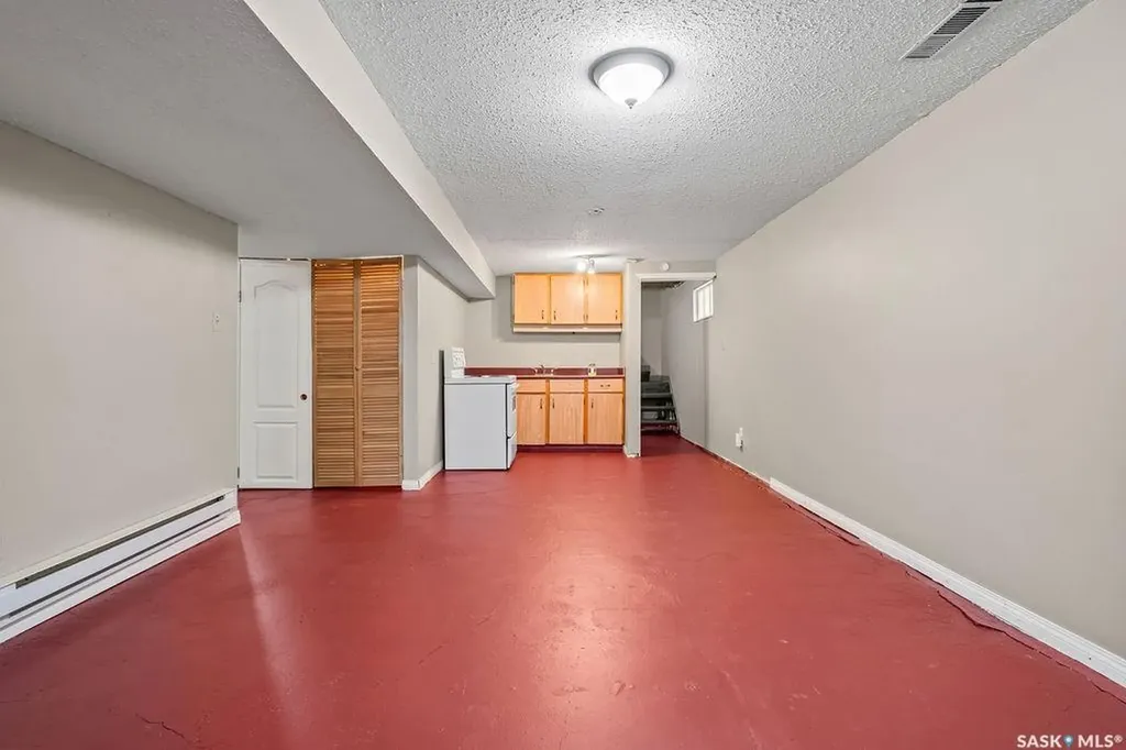 2445 Reynolds Street Regina SK S4N 3N8