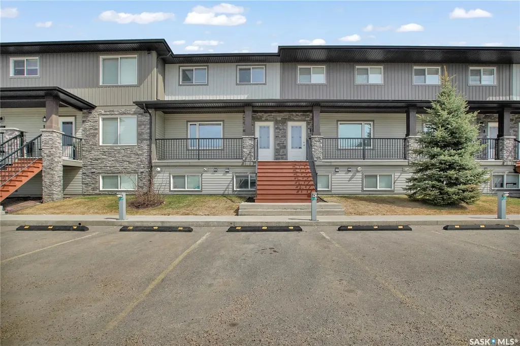 210 Rajput Way Saskatoon SK S7W 0V7