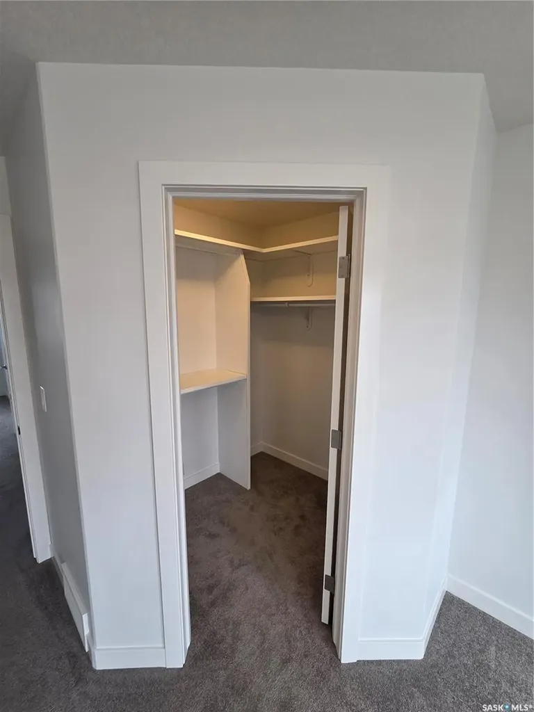324 Mcormond Drive Saskatoon SK S7V 0W9