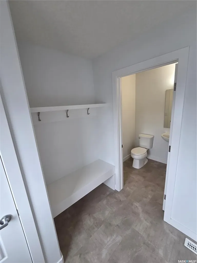 324 Mcormond Drive Saskatoon SK S7V 0W9