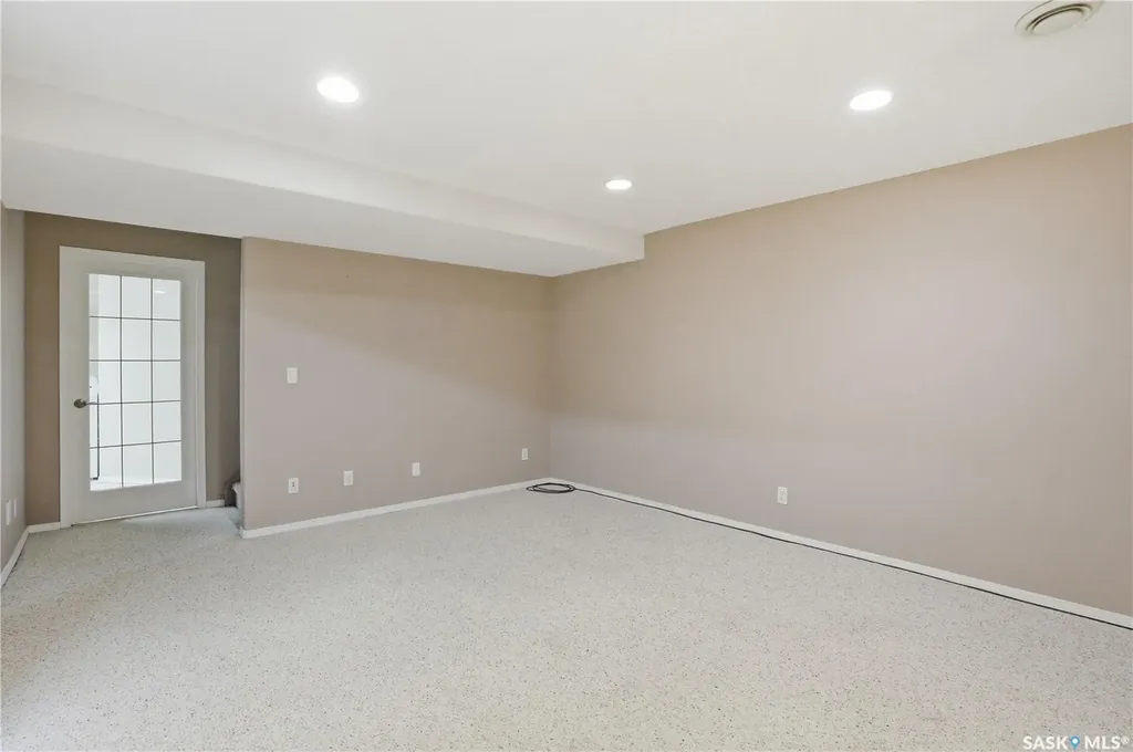 410 Keevil Crescent Saskatoon SK S7N 4R6