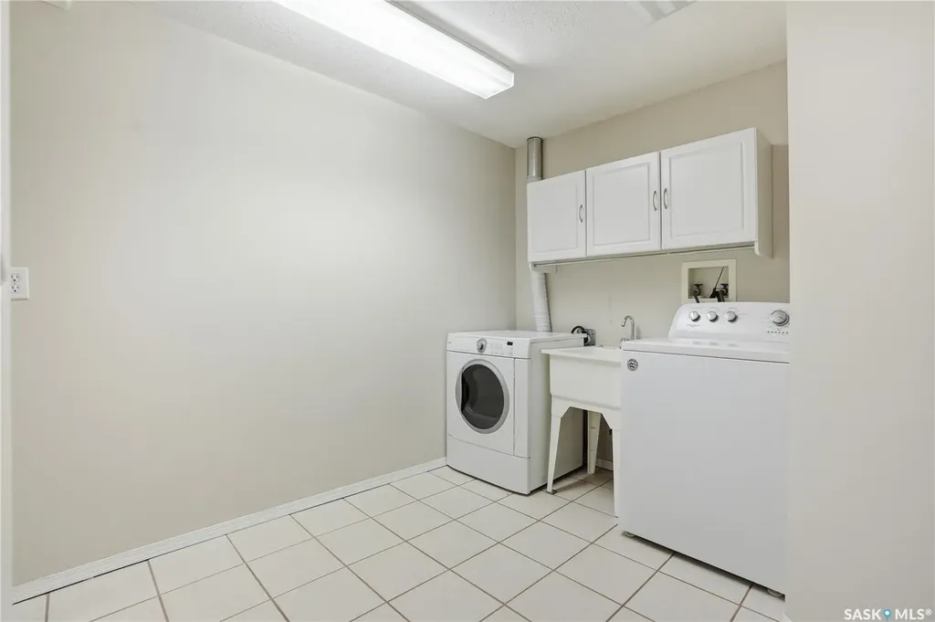 410 Keevil Crescent Saskatoon SK S7N 4R6
