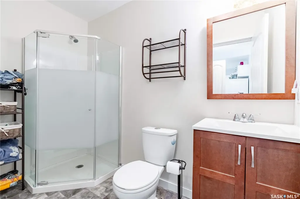 607 Brighton Street Saskatchewan Beach SK S0G 4L0