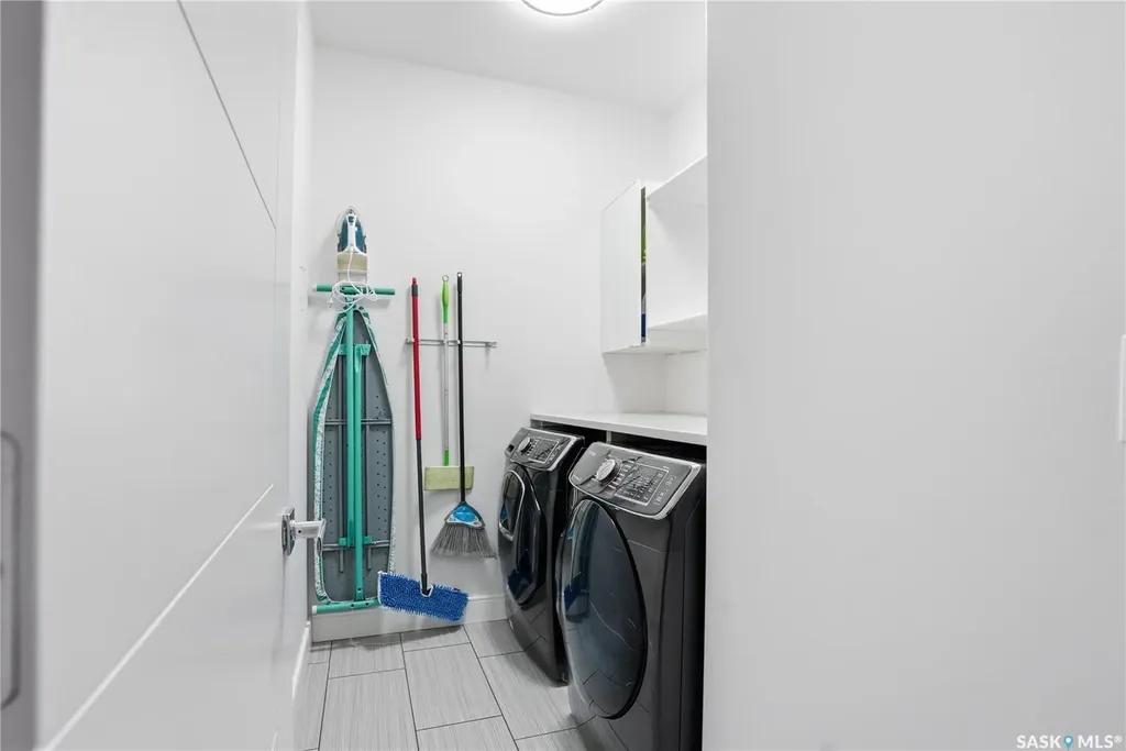 102 Teal Crescent Saskatoon SK S7T 0P9