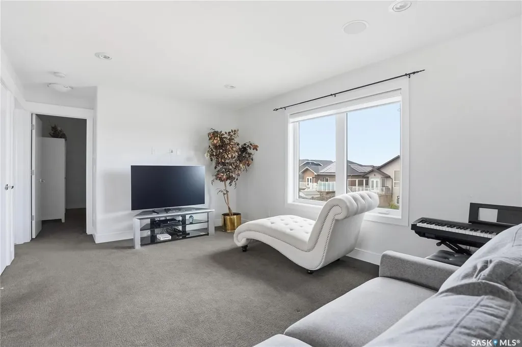 102 Teal Crescent Saskatoon SK S7T 0P9