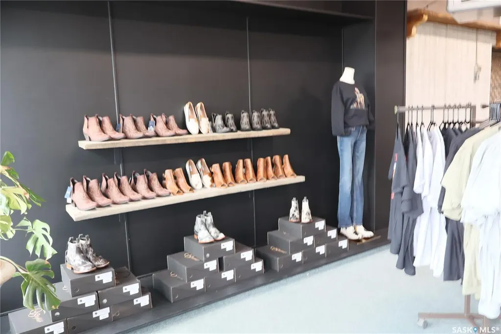 128 Centre Street Assiniboia SK S0H 0B0