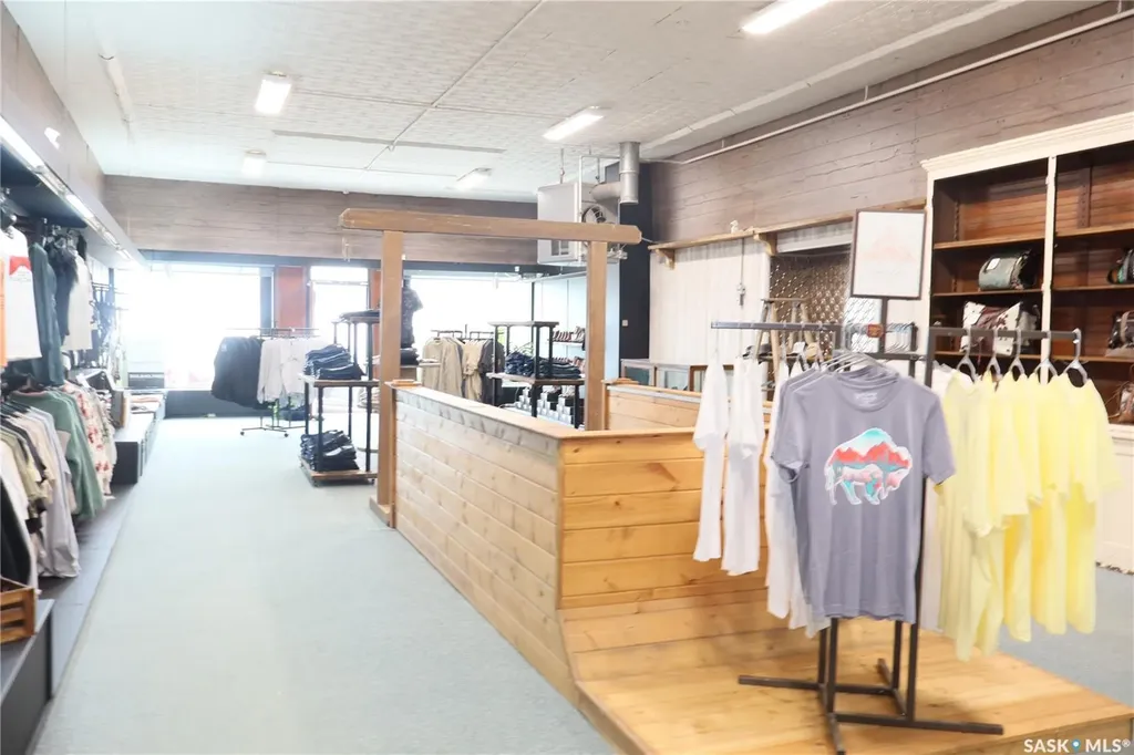 128 Centre Street Assiniboia SK S0H 0B0