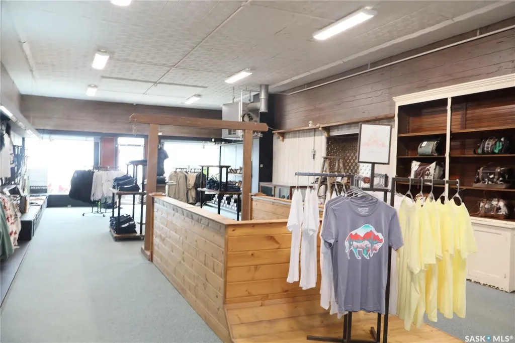 128 Centre Street Assiniboia SK S0H 0B0
