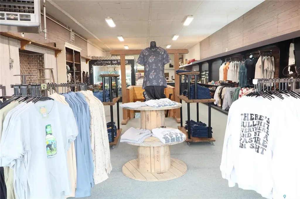 128 Centre Street Assiniboia SK S0H 0B0