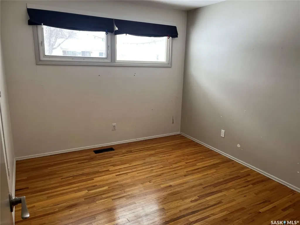 2745 Abbott Road Regina SK S4N 2J7