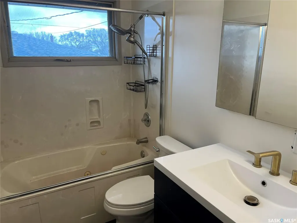 2745 Abbott Road Regina SK S4N 2J7