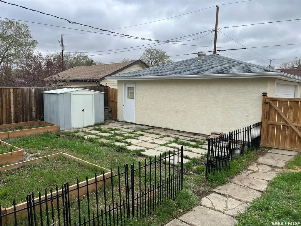 2745 Abbott Road Regina SK S4N 2J7