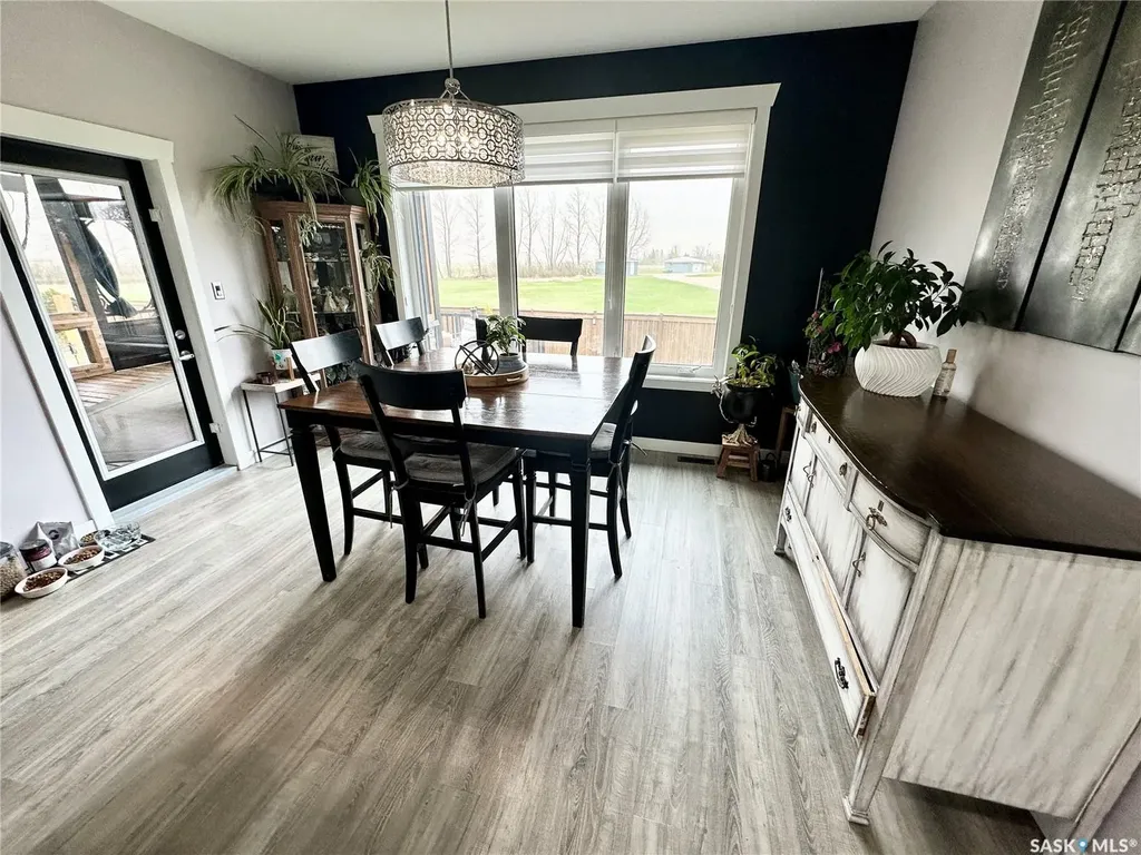 1 Lloyd Avenue Fillmore SK S0G 1N0