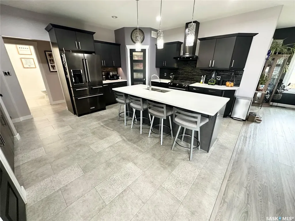 1 Lloyd Avenue Fillmore SK S0G 1N0
