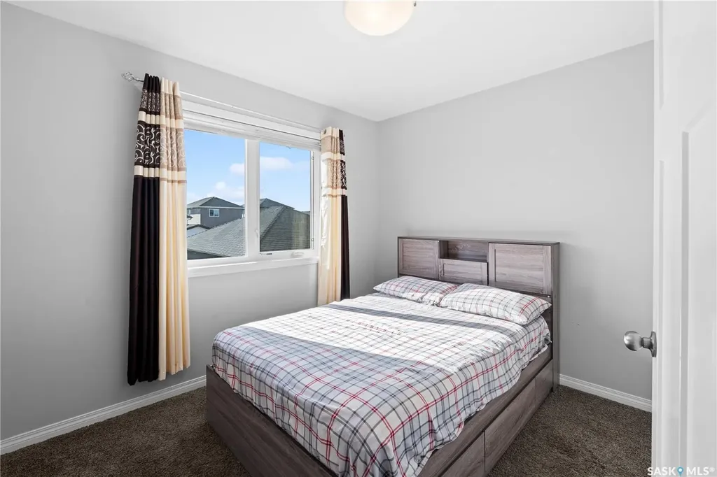 119 Maningas Bend Saskatoon SK S7S 1N1