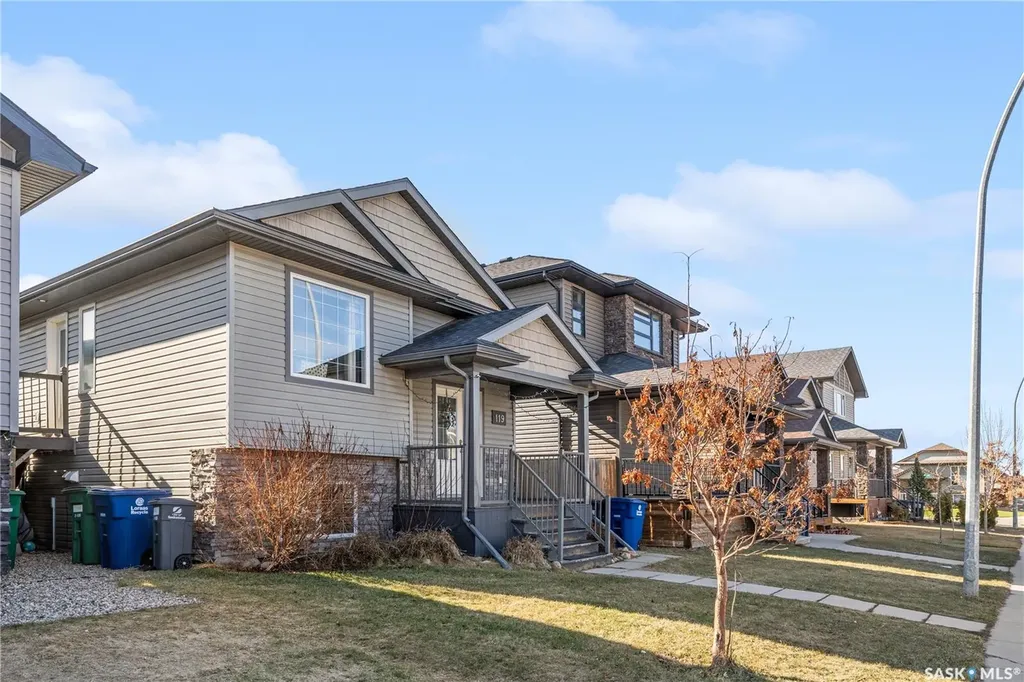 119 Maningas Bend Saskatoon SK S7S 1N1