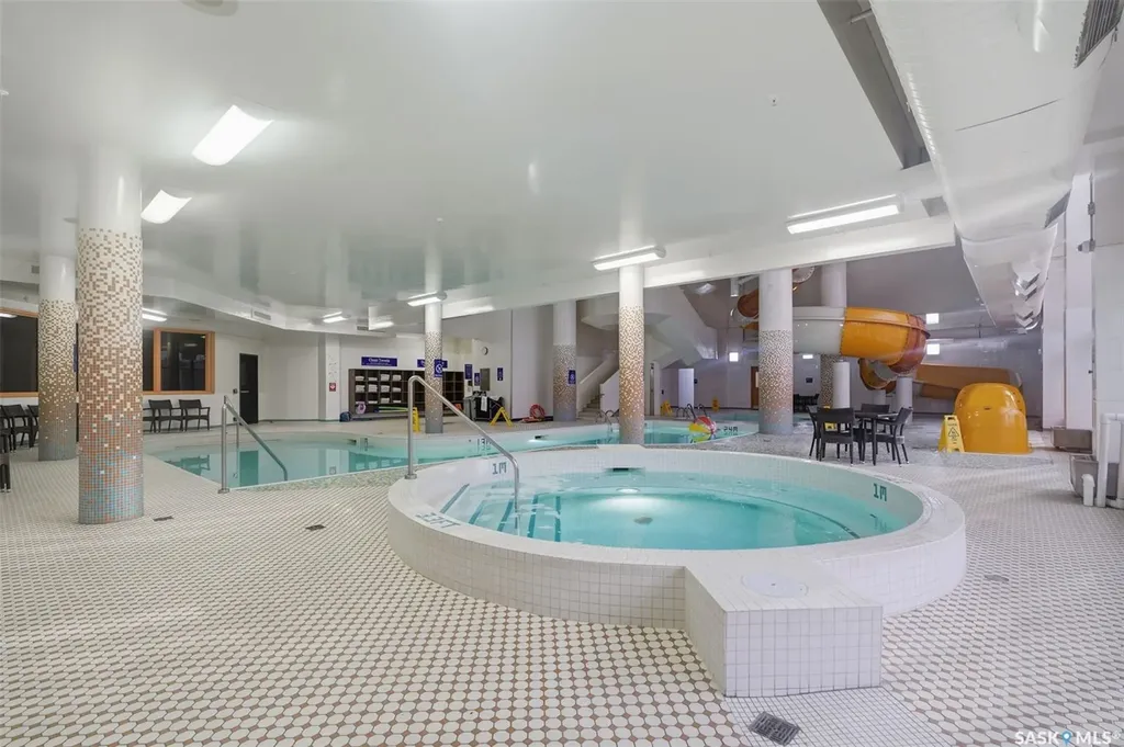 424 Spadina Crescent E Saskatoon SK S7K 6X7