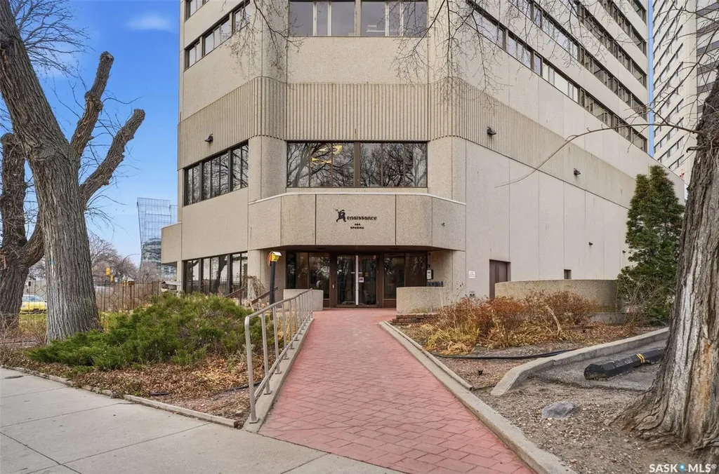 424 Spadina Crescent E Saskatoon SK S7K 6X7