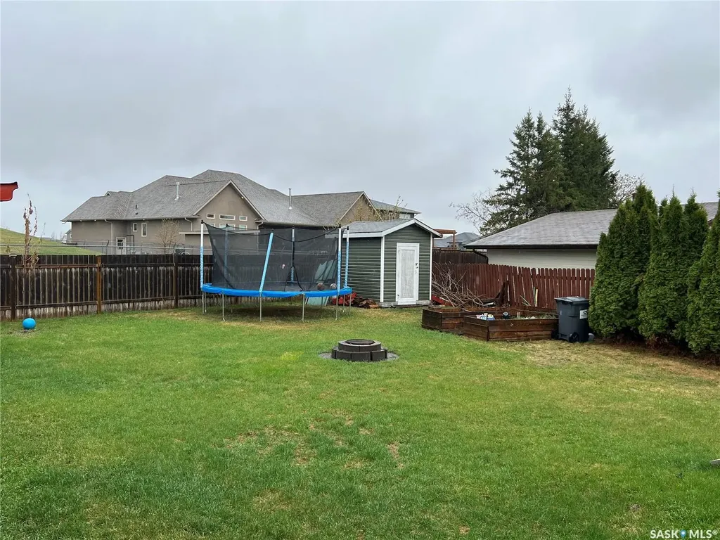 23 Marion Crescent Meadow Lake SK S9X 1B7