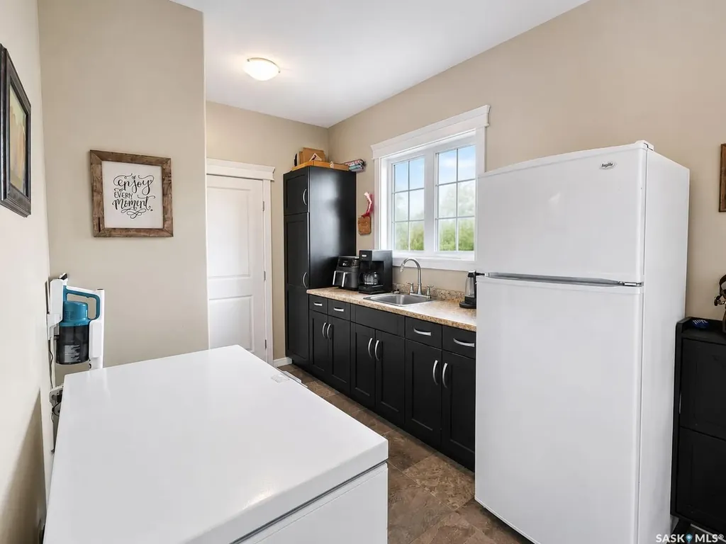 16 Glass Drive Prince Albert SK S6X 0A7