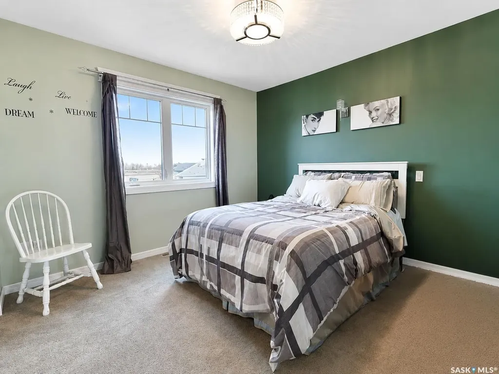16 Glass Drive Prince Albert SK S6X 0A7
